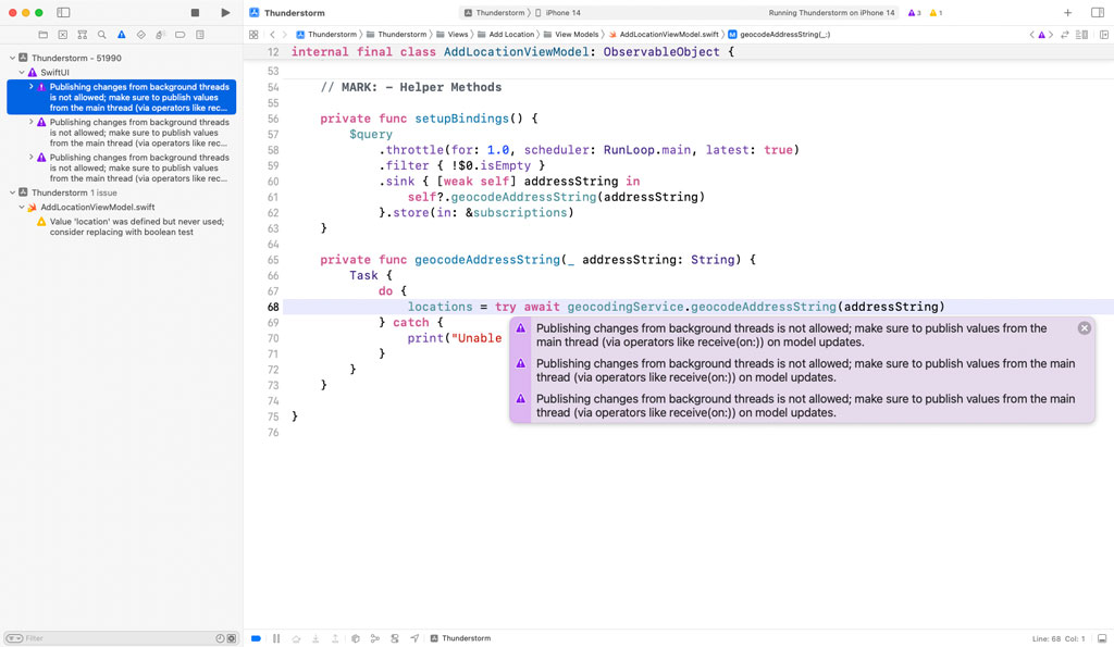Xcode reports several runtime issues in the Issue Navigator.